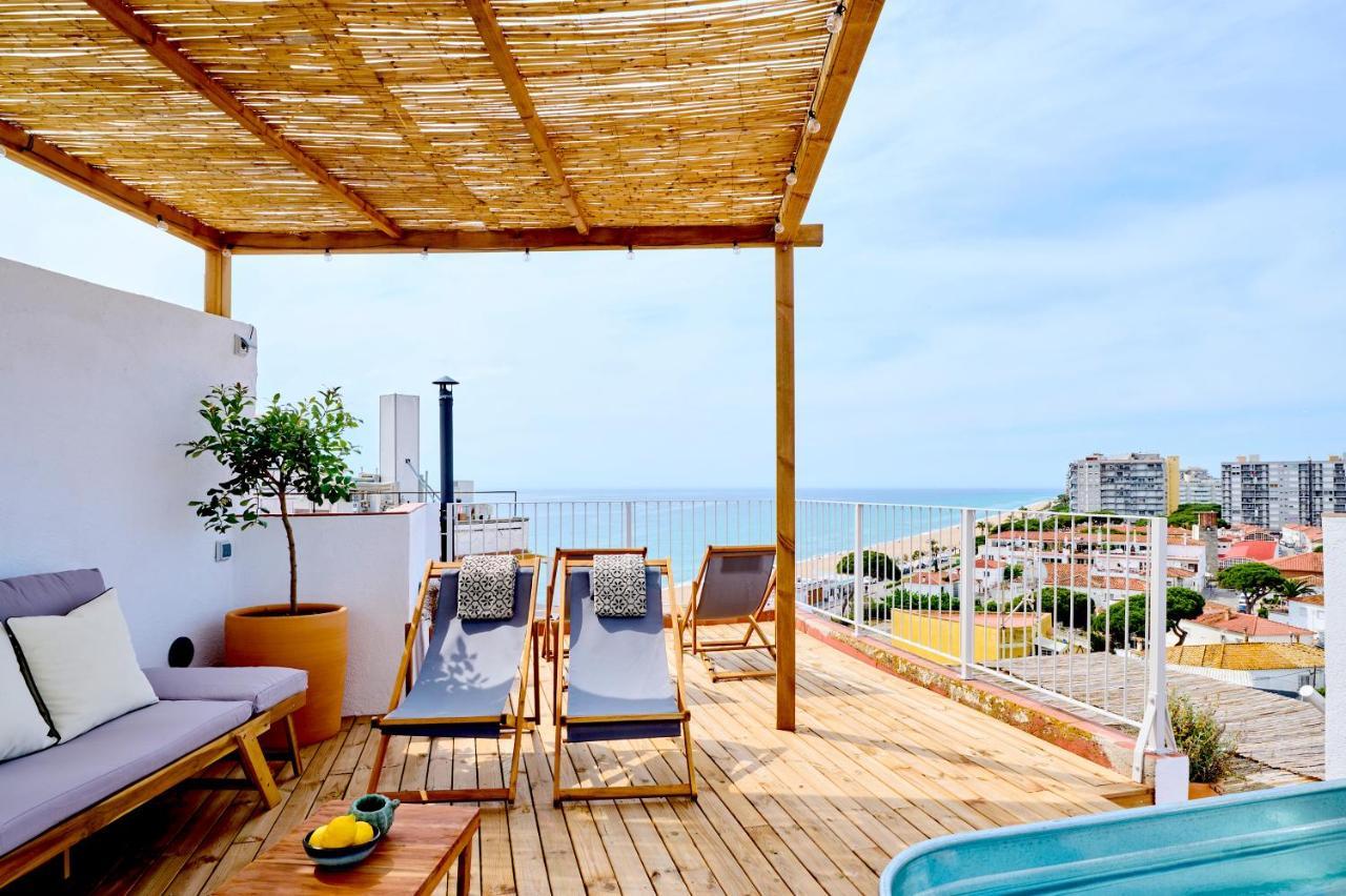 El Rancho At The Beach Blanes Bagian luar foto
